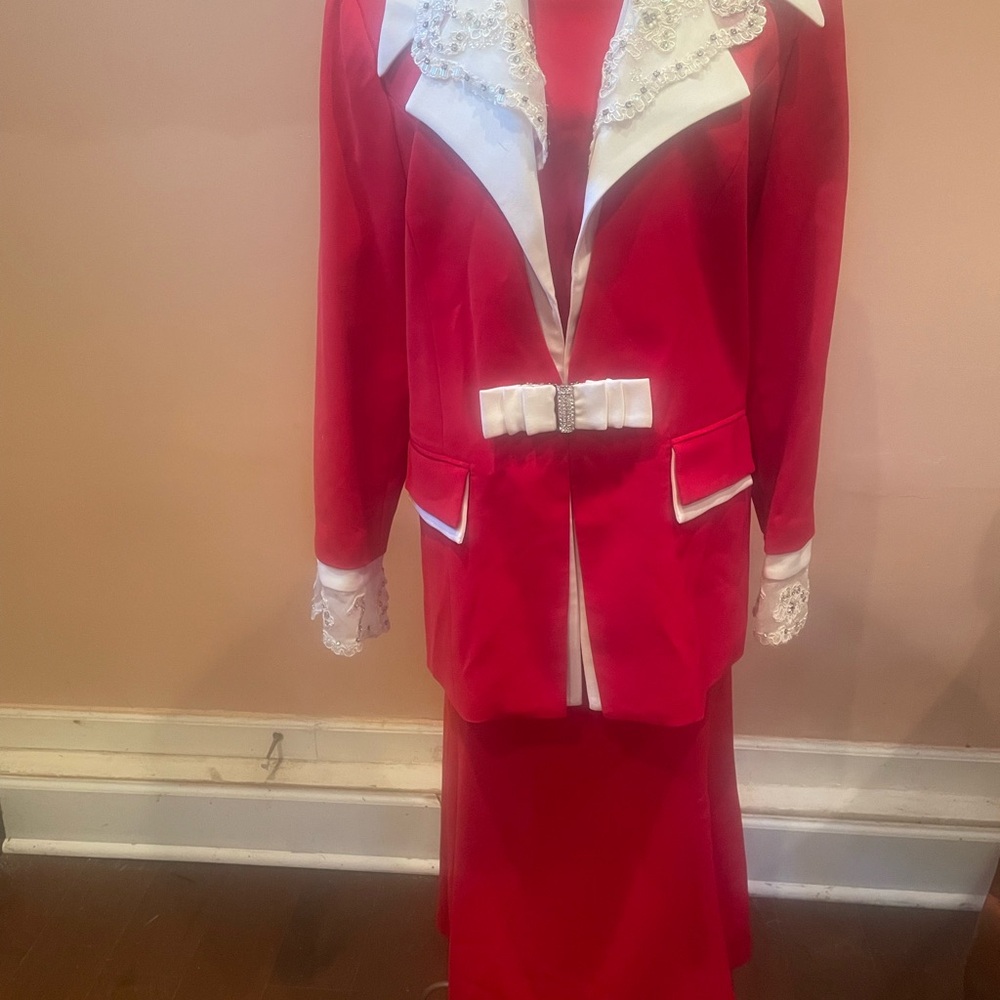 Louise Ricci Elegant Red Women's three piece skirt set with Lace Details